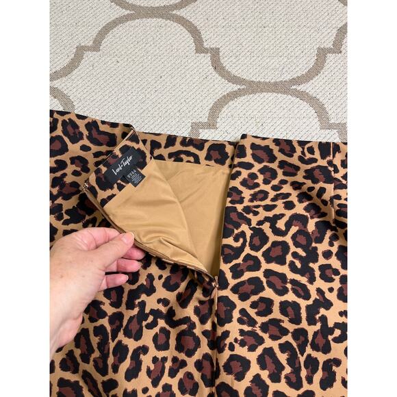 Lord & Taylor toasted coconut midi pencil skirt, NWT, size 16, MSRP $80 - Picture 13 of 13